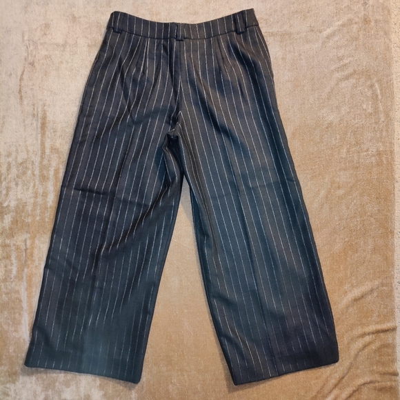 Armani Collezioni Silver Pin Strip Dark Gray Wide Leg Pants, Size 10 - Picture 8 of 13